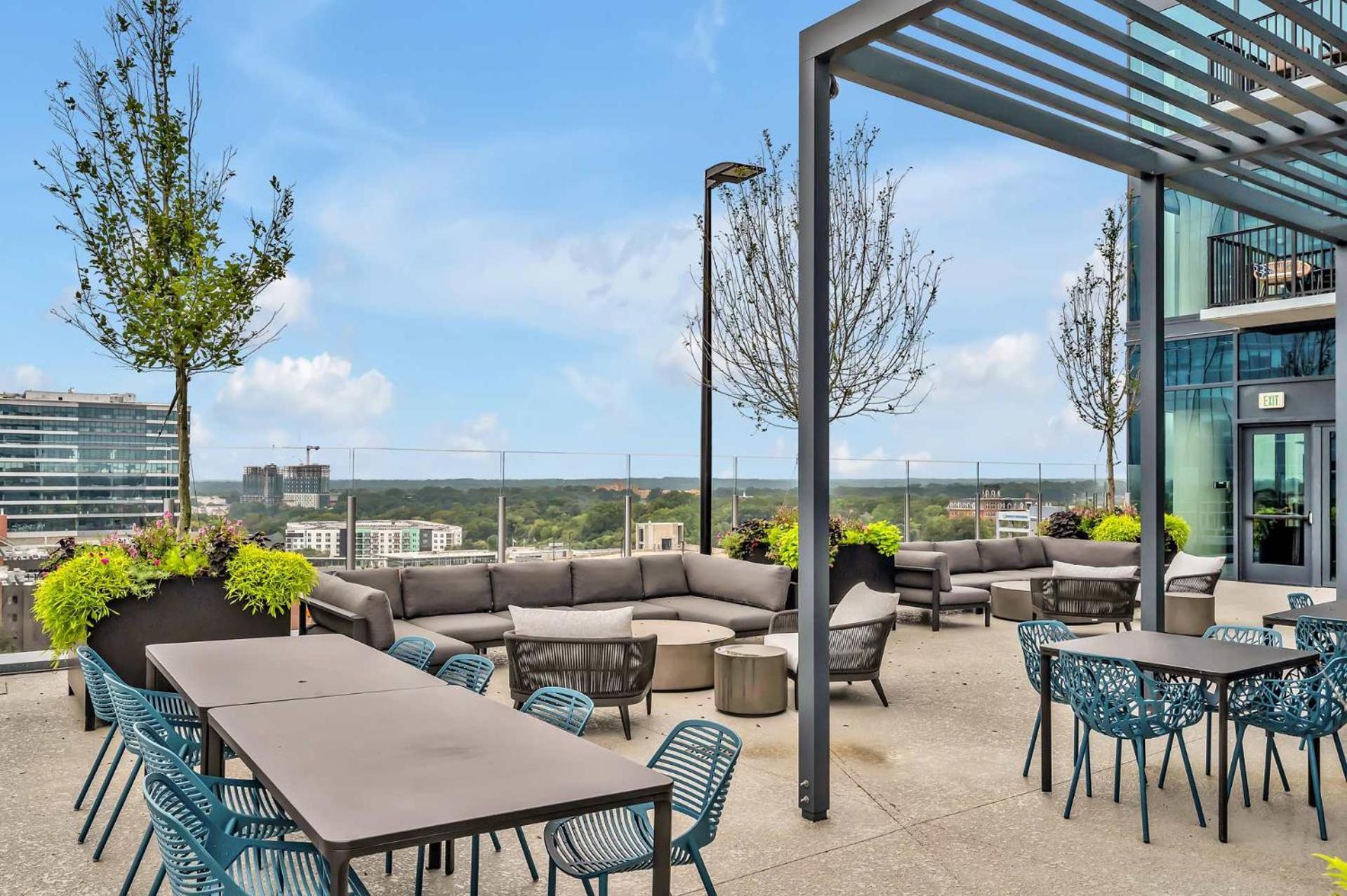 High-Rise Apt Raleigh Free Parking & Sunset View 1 外观 照片