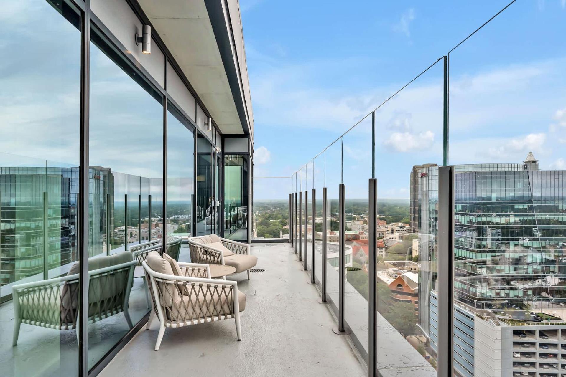 High-Rise Apt Raleigh Free Parking & Sunset View 1 外观 照片