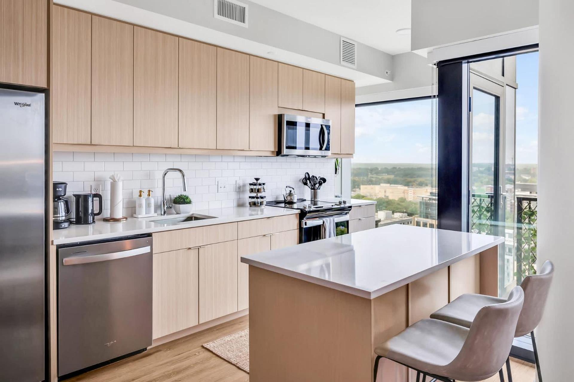 High-Rise Apt Raleigh Free Parking & Sunset View 1 外观 照片