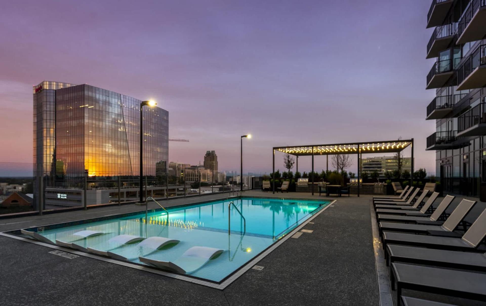 High-Rise Apt Raleigh Free Parking & Sunset View 1 外观 照片
