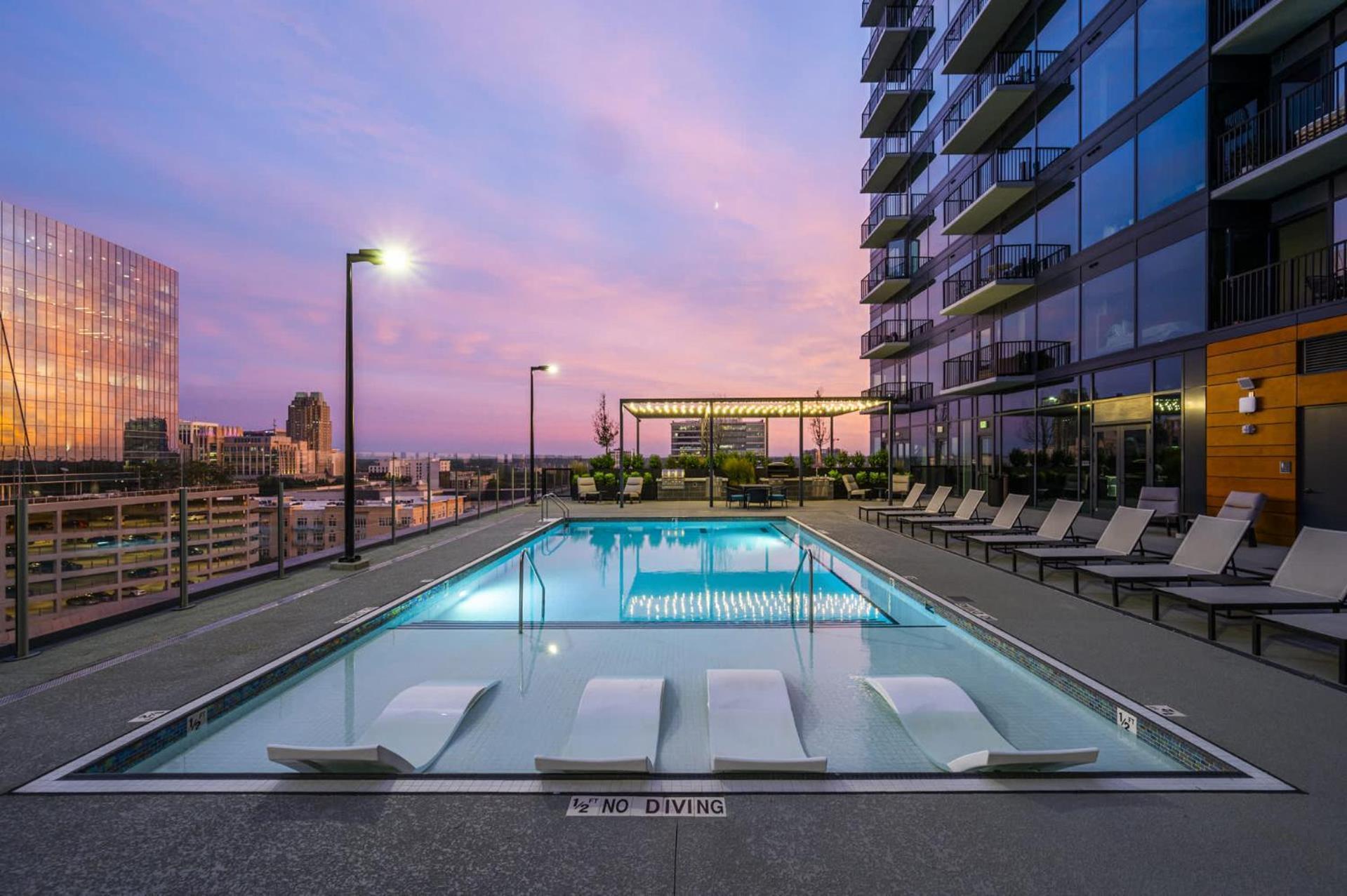 High-Rise Apt Raleigh Free Parking & Sunset View 1 外观 照片